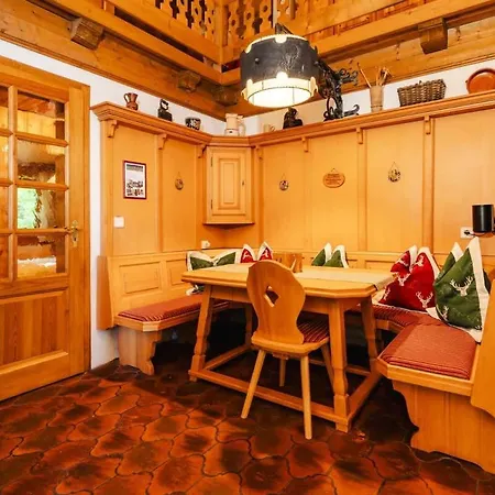 Holiday home Lima Alpine - Almhaus Petra Sauerwald